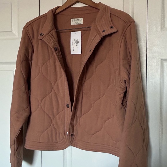 Z Supply Quilted Jacket in Saddle - Picture 3 of 7